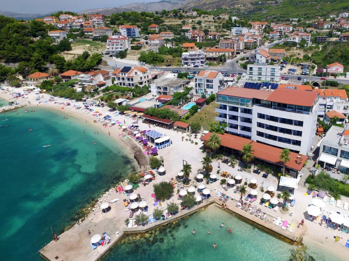 Hotel San Antonio Podstrana Exterior foto